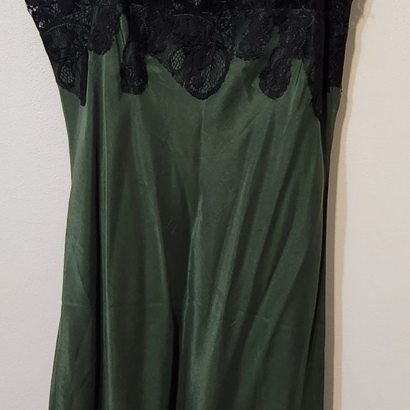 Lingerie dress - Picture 2 of 5